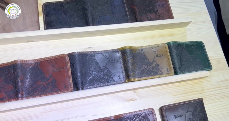 لەسلێمانی پێداویستیەکانی جانتا لە پێستی ئاژەڵ دروست دەکرێت.